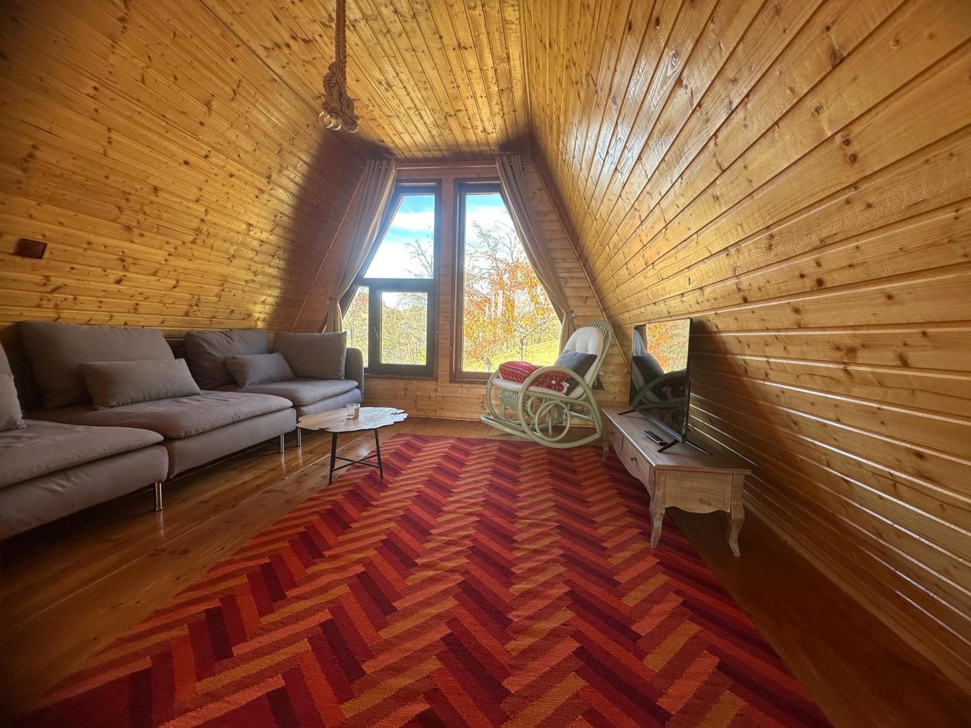 Rubicon Cabins Secaria Exterior photo